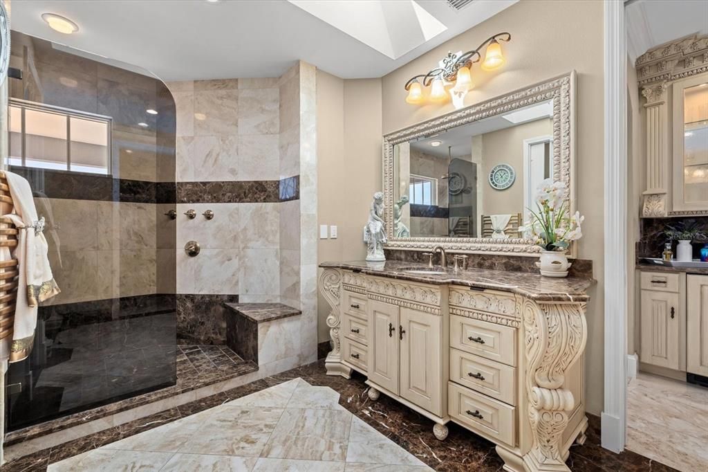 En Venta: $5,450,000 (4 camas, 4 baños, 5982 Pies cuadrados)