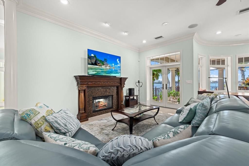 En Venta: $5,450,000 (4 camas, 4 baños, 5982 Pies cuadrados)