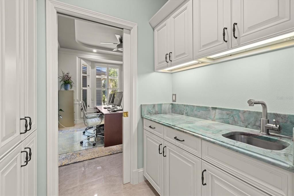 En Venta: $5,450,000 (4 camas, 4 baños, 5982 Pies cuadrados)