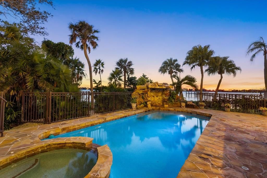 En Venta: $5,450,000 (4 camas, 4 baños, 5982 Pies cuadrados)