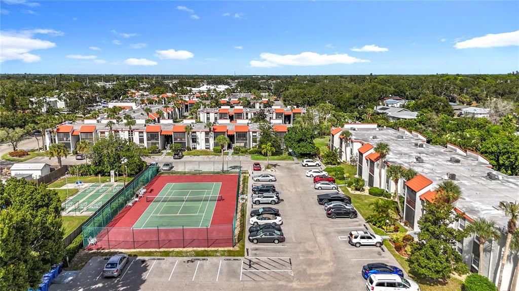 Active With Contract: $231,500 (3 beds, 2 baths, 1144 Square Feet)