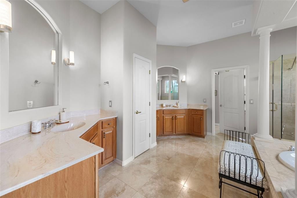 For Sale: $579,900 (3 beds, 2 baths, 2337 Square Feet)