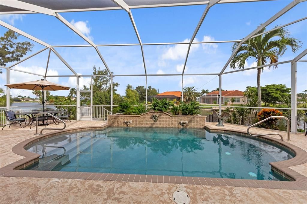 For Sale: $579,900 (3 beds, 2 baths, 2337 Square Feet)