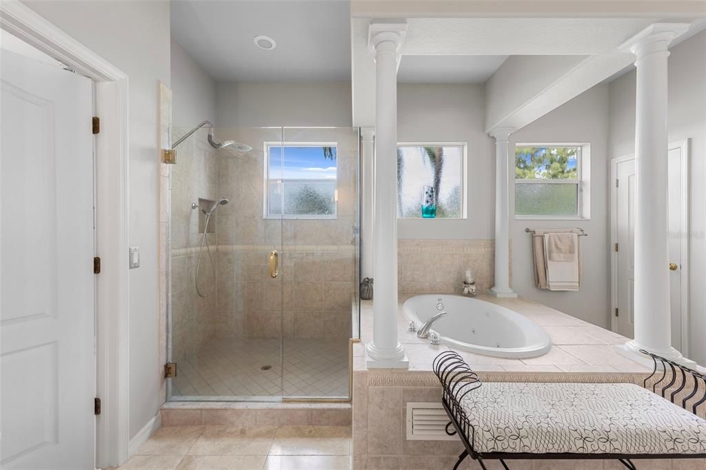 For Sale: $579,900 (3 beds, 2 baths, 2337 Square Feet)