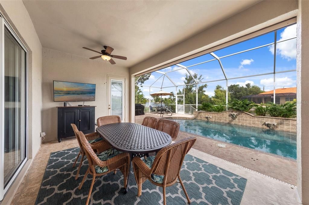 For Sale: $579,900 (3 beds, 2 baths, 2337 Square Feet)