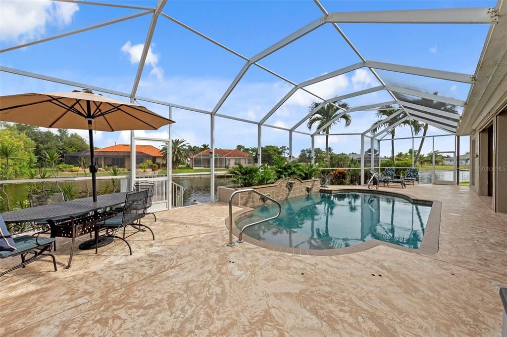 For Sale: $579,900 (3 beds, 2 baths, 2337 Square Feet)