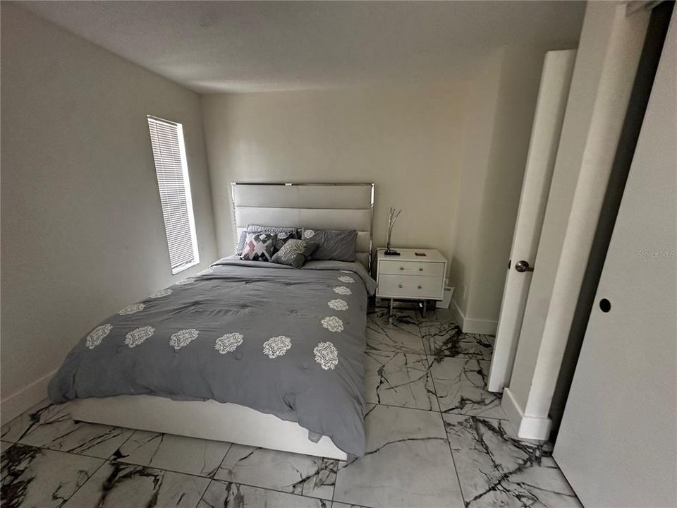 На продажу: $550,000 (4 спален, 0 ванн, 2086 Квадратных фут)