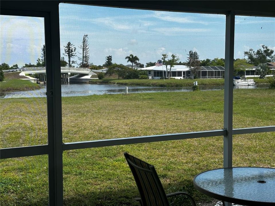 На продажу: $550,000 (4 спален, 0 ванн, 2086 Квадратных фут)