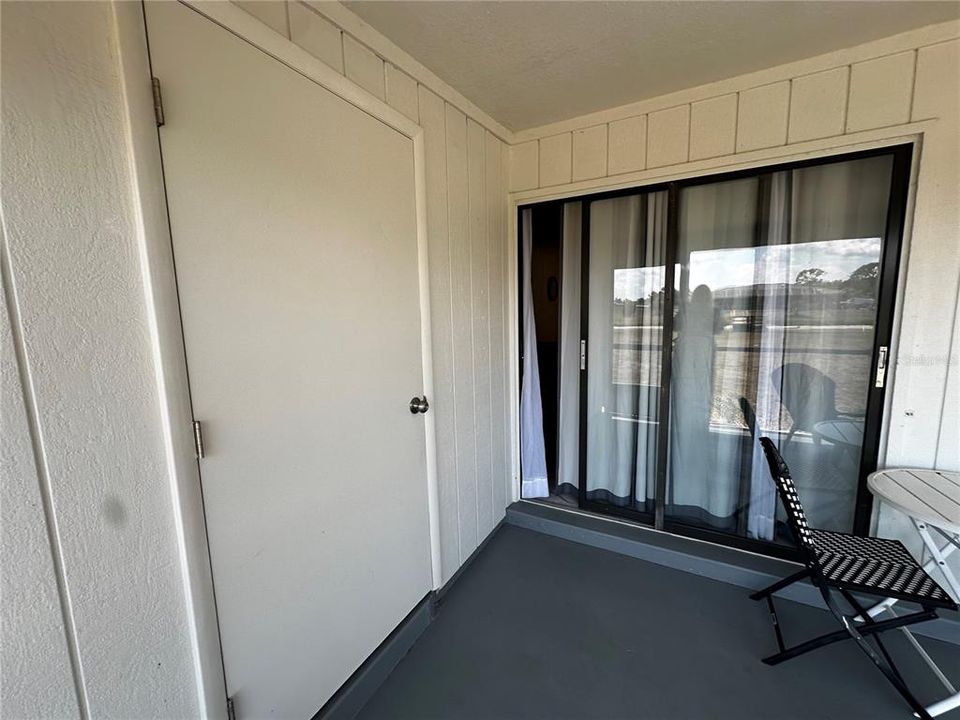 На продажу: $550,000 (4 спален, 0 ванн, 2086 Квадратных фут)