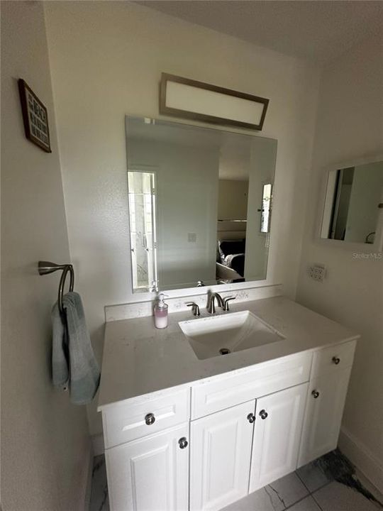 На продажу: $550,000 (4 спален, 0 ванн, 2086 Квадратных фут)