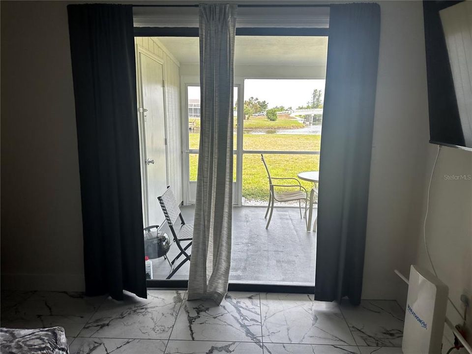 На продажу: $550,000 (4 спален, 0 ванн, 2086 Квадратных фут)