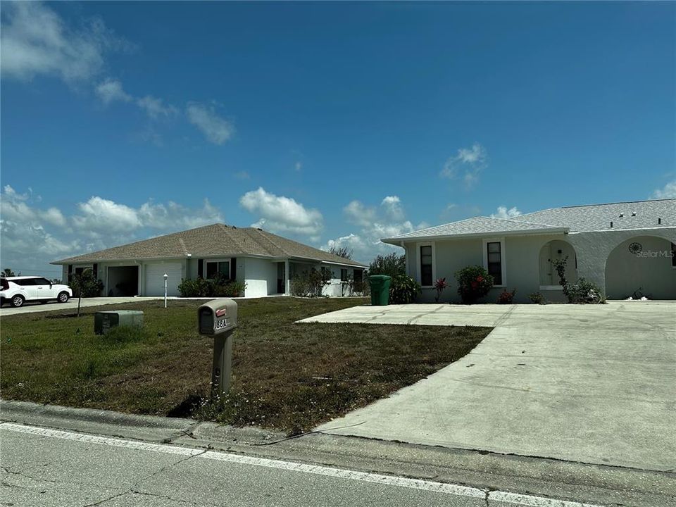 На продажу: $550,000 (4 спален, 0 ванн, 2086 Квадратных фут)