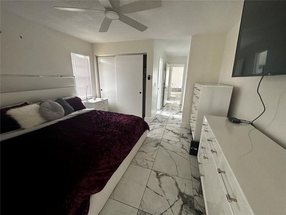 На продажу: $550,000 (4 спален, 0 ванн, 2086 Квадратных фут)