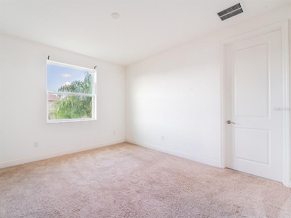 В аренду: $3,800 (5 спален, 4 ванн, 3381 Квадратных фут)