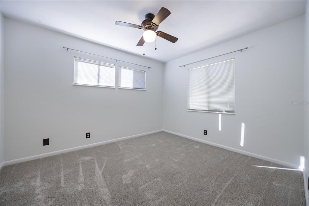 For Sale: $232,000 (2 beds, 2 baths, 1392 Square Feet)