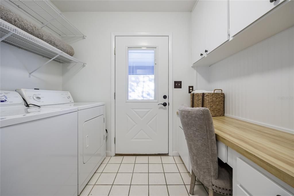 For Sale: $232,000 (2 beds, 2 baths, 1392 Square Feet)