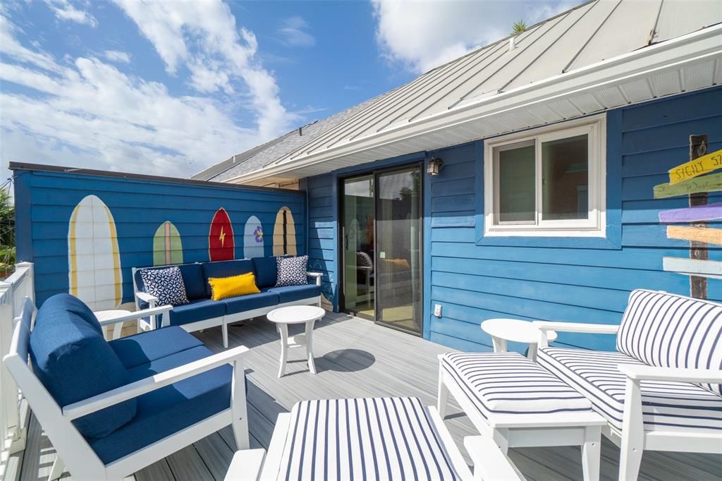 For Sale: $415,000 (2 beds, 2 baths, 1104 Square Feet)