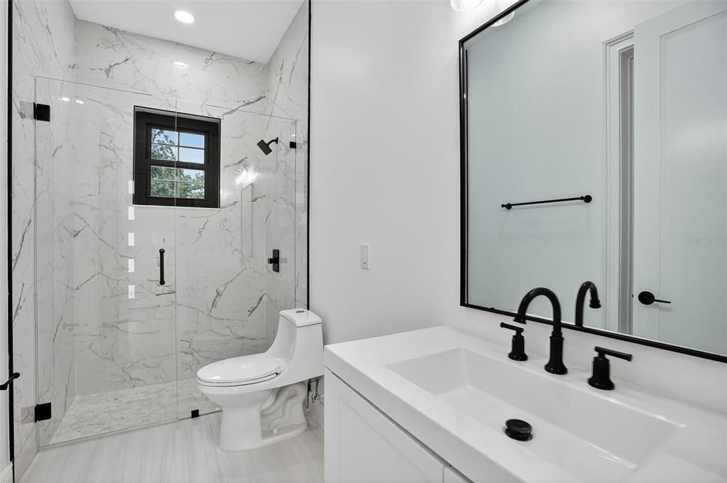 Active With Contract: $1,949,000 (7 beds, 5 baths, 6396 Square Feet)