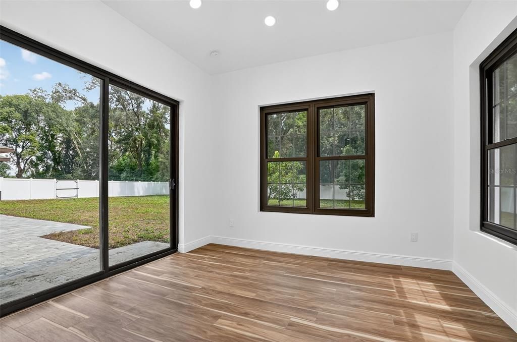 Active With Contract: $1,949,000 (7 beds, 5 baths, 6396 Square Feet)