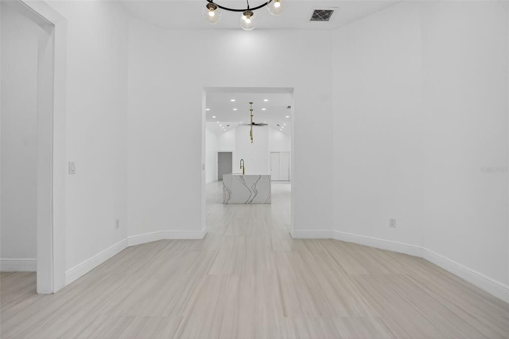 Active With Contract: $1,949,000 (7 beds, 5 baths, 6396 Square Feet)