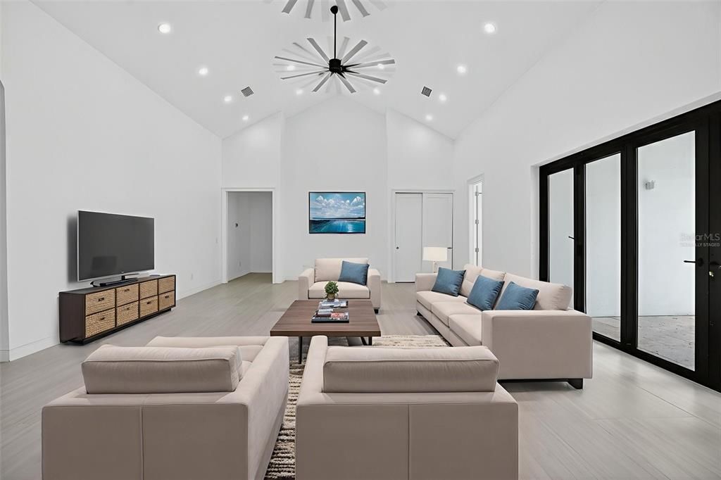 Active With Contract: $1,949,000 (7 beds, 5 baths, 6396 Square Feet)