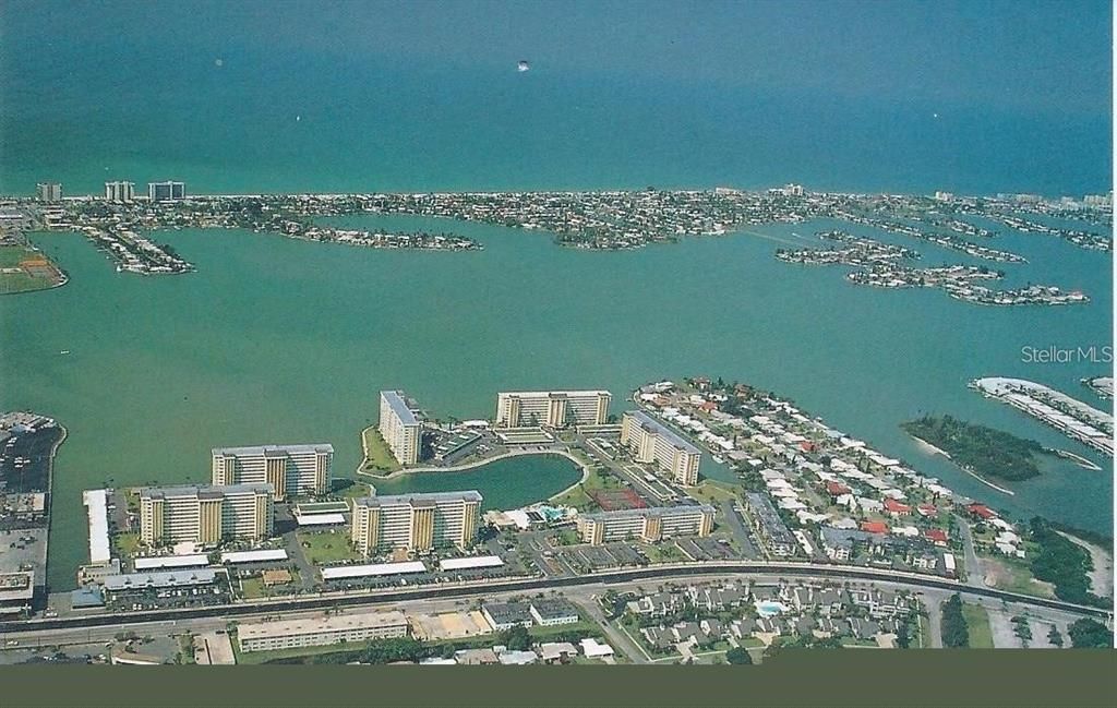 En Venta: $269,000 (2 camas, 2 baños, 1045 Pies cuadrados)