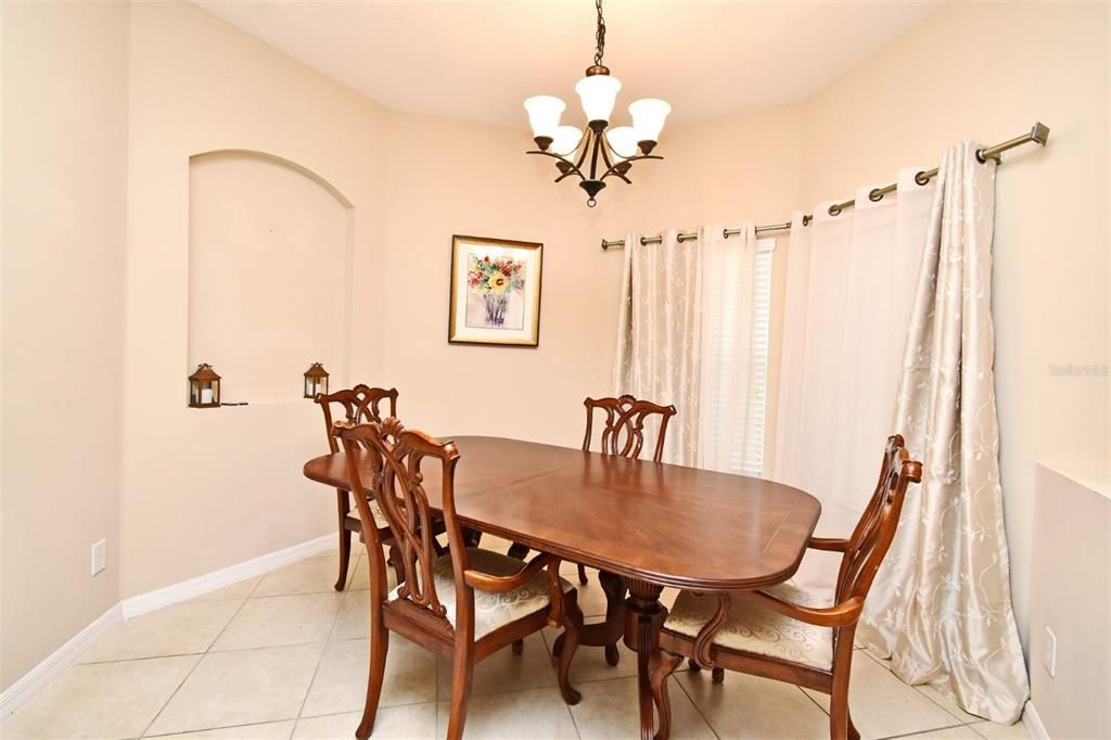 En Venta: $369,900 (3 camas, 2 baños, 1914 Pies cuadrados)