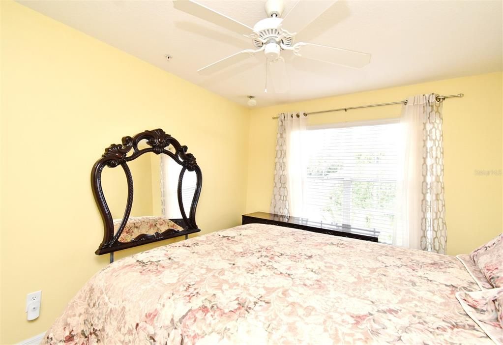 En Venta: $369,900 (3 camas, 2 baños, 1914 Pies cuadrados)