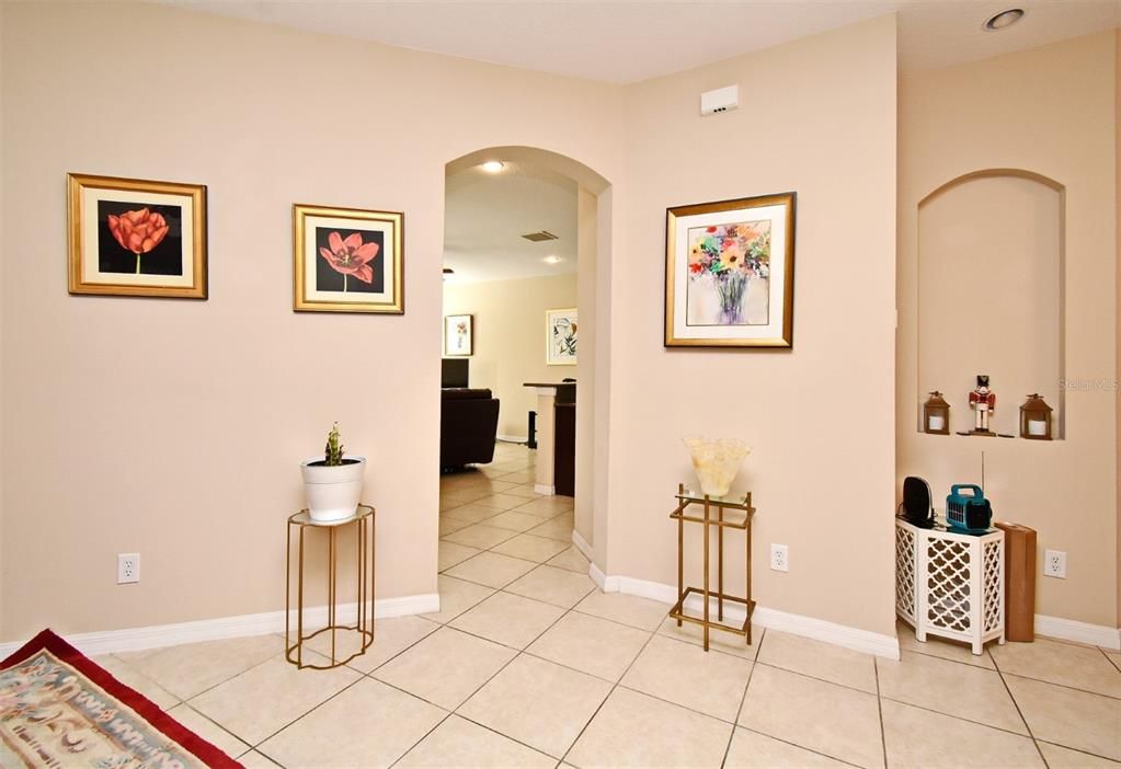 En Venta: $369,900 (3 camas, 2 baños, 1914 Pies cuadrados)