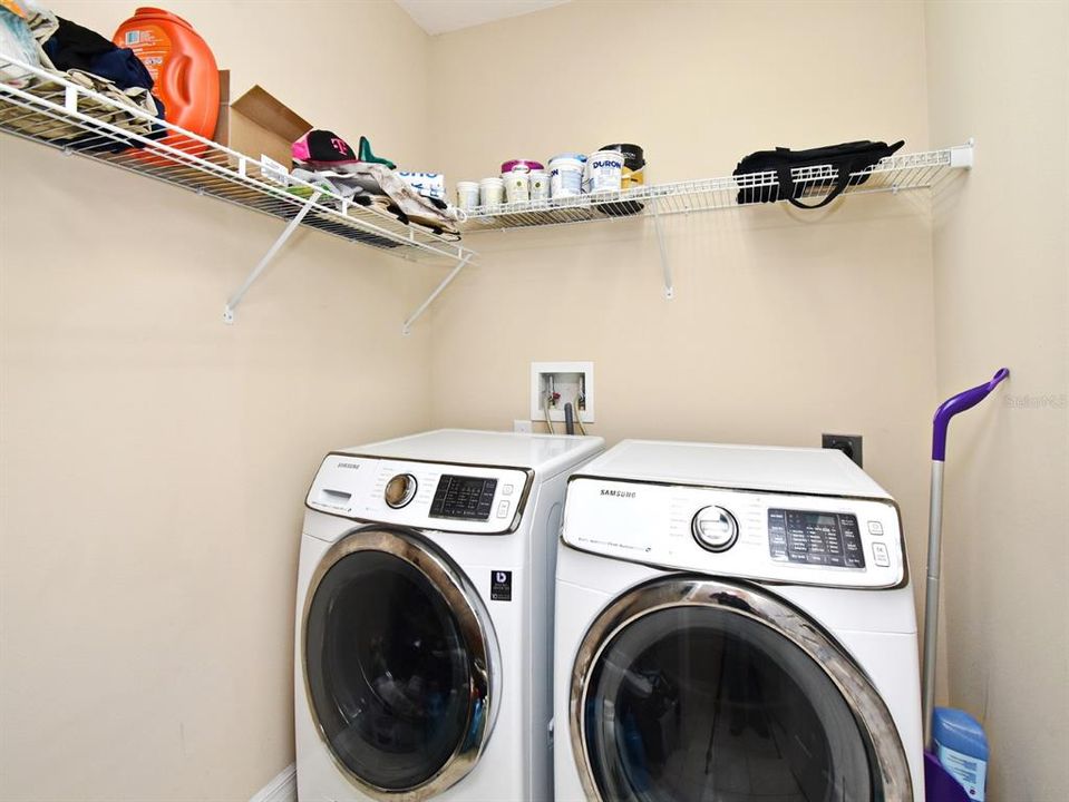 En Venta: $369,900 (3 camas, 2 baños, 1914 Pies cuadrados)