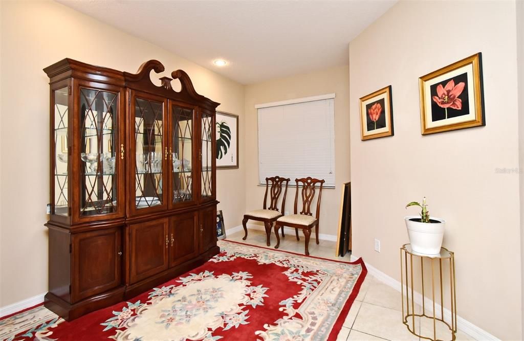 En Venta: $369,900 (3 camas, 2 baños, 1914 Pies cuadrados)