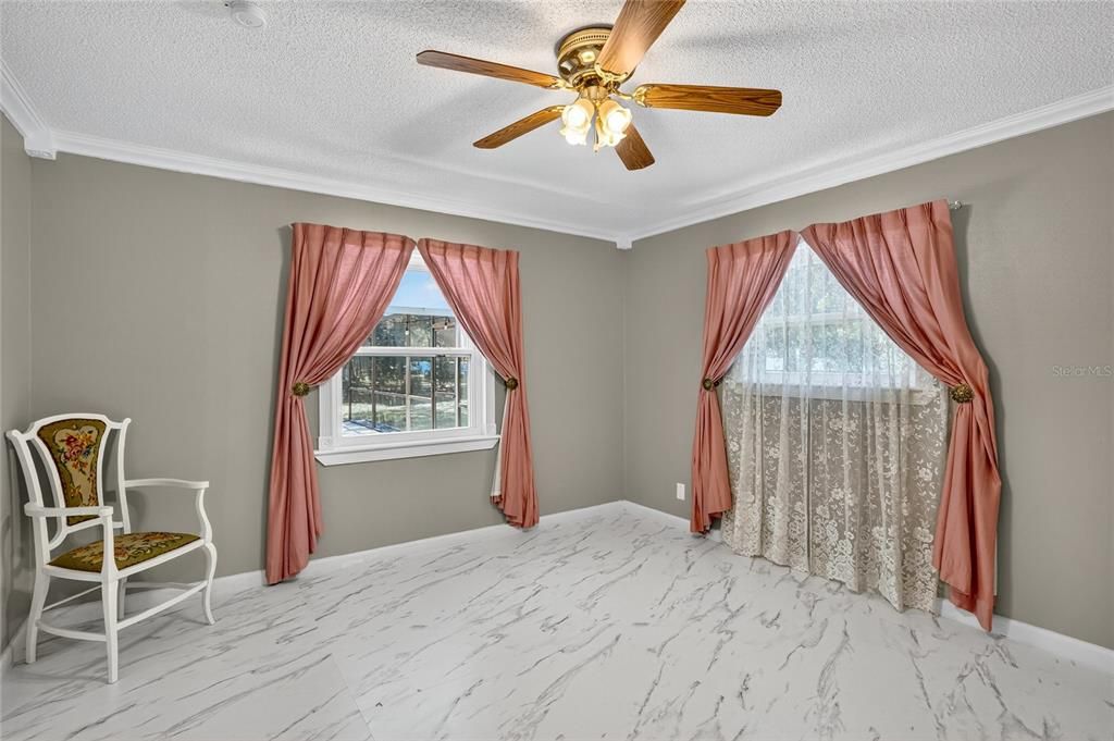 For Sale: $405,000 (3 beds, 2 baths, 1981 Square Feet)