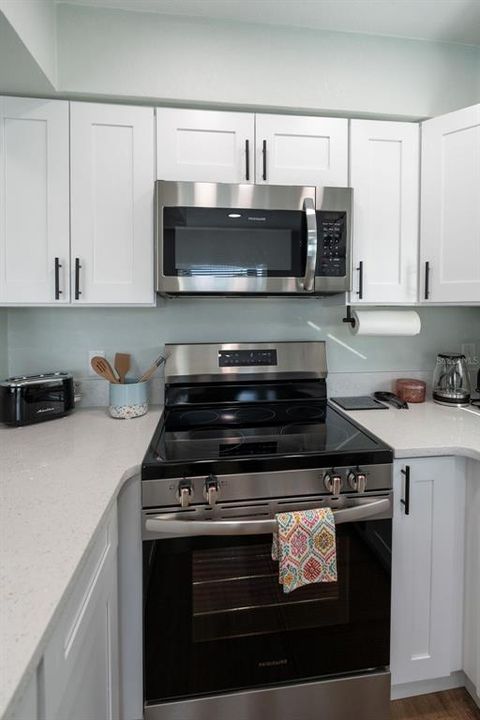 For Sale: $485,000 (4 beds, 2 baths, 2312 Square Feet)