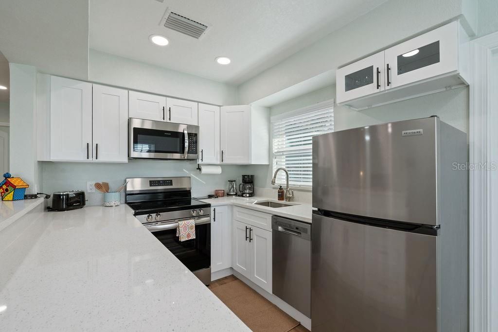 For Sale: $485,000 (4 beds, 2 baths, 2312 Square Feet)