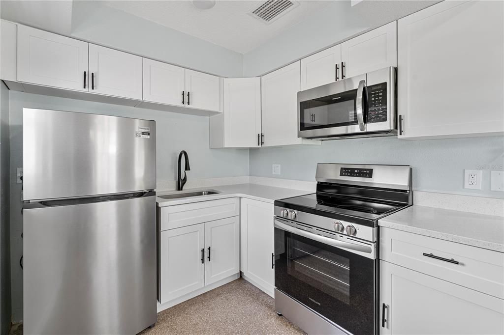For Sale: $485,000 (4 beds, 2 baths, 2312 Square Feet)