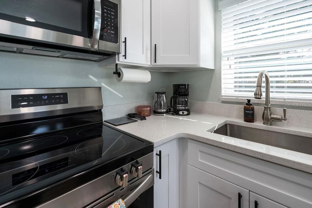 For Sale: $485,000 (4 beds, 2 baths, 2312 Square Feet)