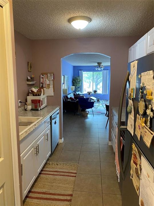 待售: $168,000 (2 贝兹, 2 浴室, 1140 平方英尺)