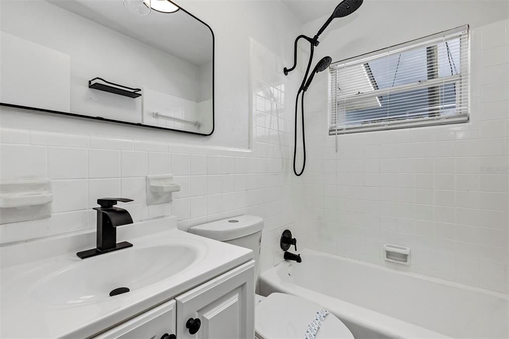 En Venta: $213,500 (3 camas, 2 baños, 1461 Pies cuadrados)