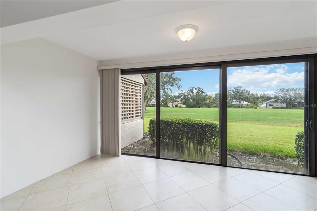 En Venta: $329,000 (2 camas, 2 baños, 1380 Pies cuadrados)