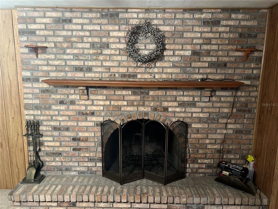 待售: $179,000 (3 贝兹, 2 浴室, 1292 平方英尺)