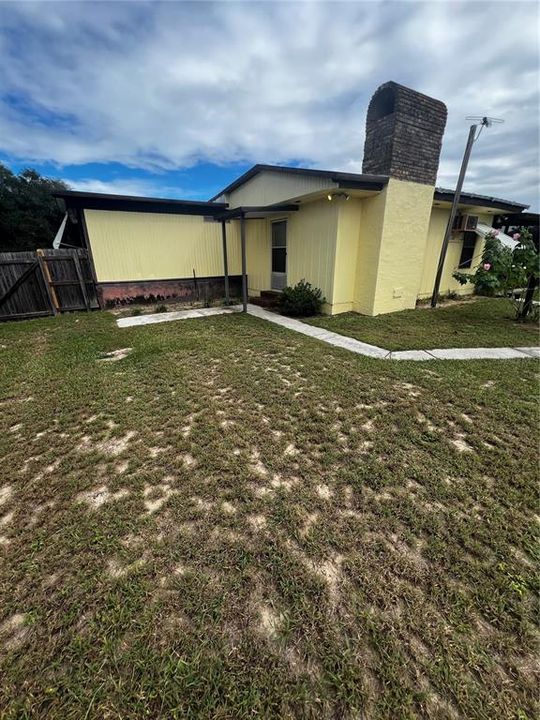 待售: $179,000 (3 贝兹, 2 浴室, 1292 平方英尺)