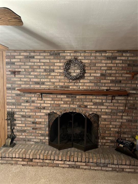 待售: $179,000 (3 贝兹, 2 浴室, 1292 平方英尺)