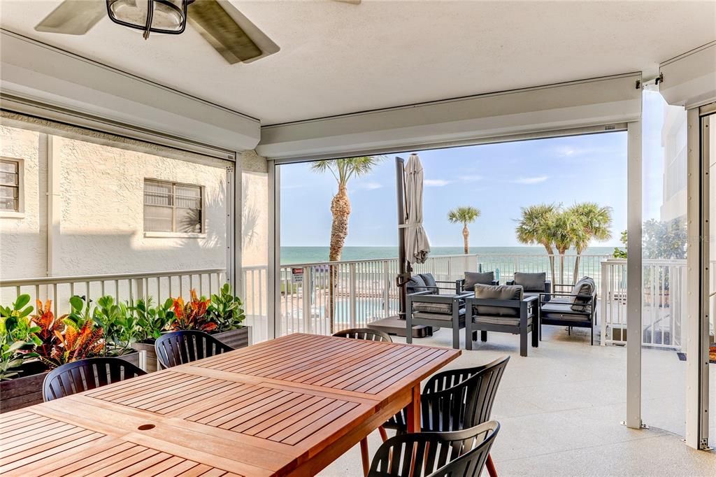 En Venta: $1,900,000 (4 camas, 3 baños, 1835 Pies cuadrados)