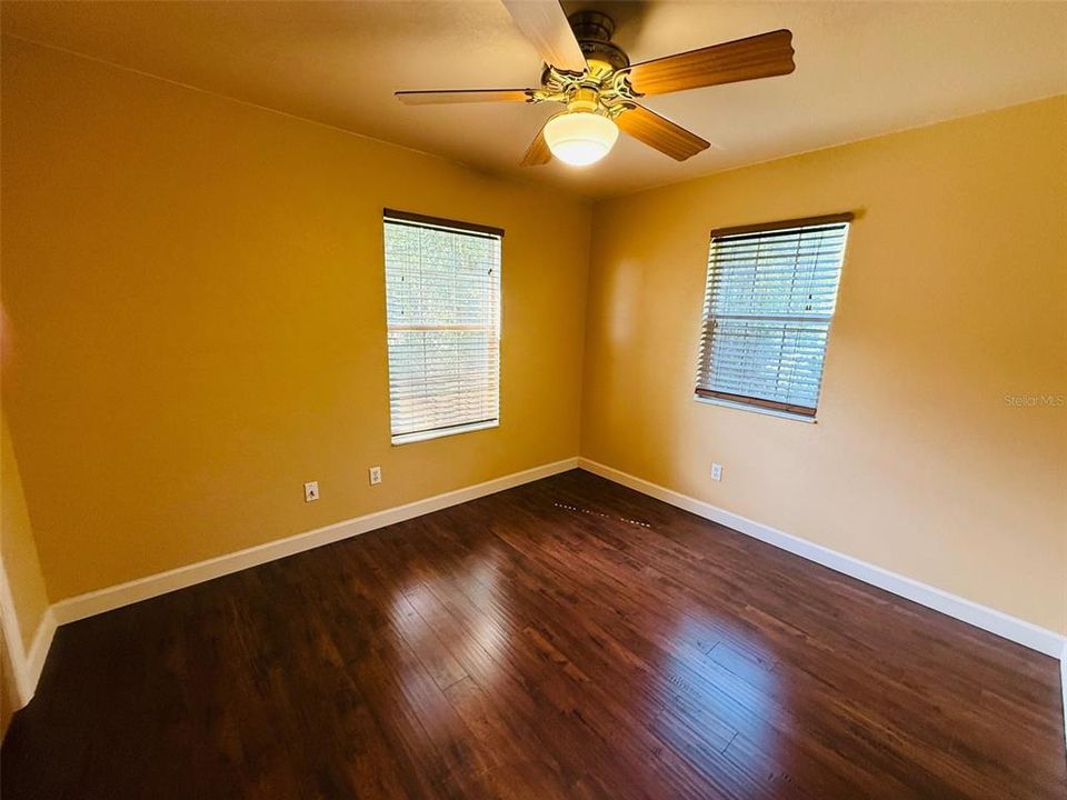 Active With Contract: $330,000 (3 beds, 2 baths, 1620 Square Feet)