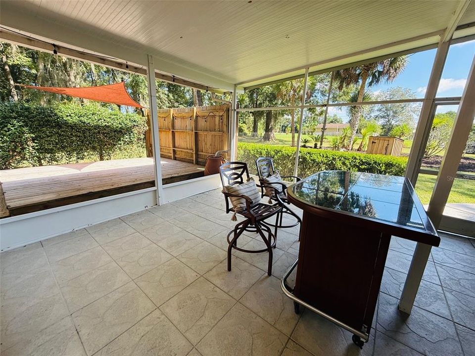 Active With Contract: $330,000 (3 beds, 2 baths, 1620 Square Feet)