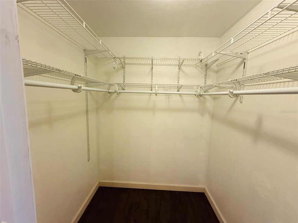 Active With Contract: $330,000 (3 beds, 2 baths, 1620 Square Feet)