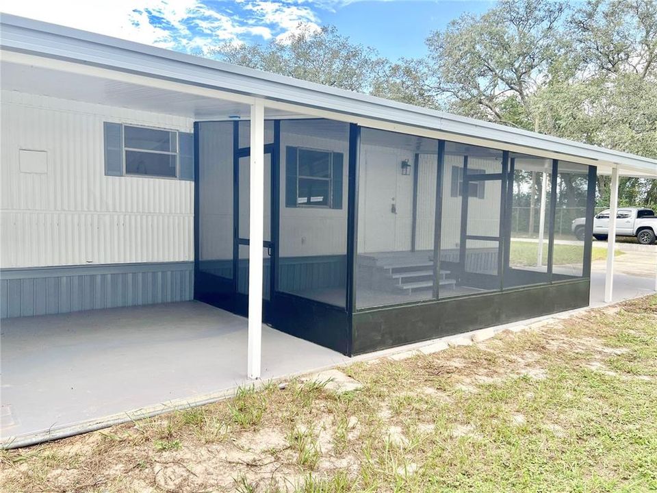 На продажу: $99,900 (2 спален, 1 ванн, 648 Квадратных фут)