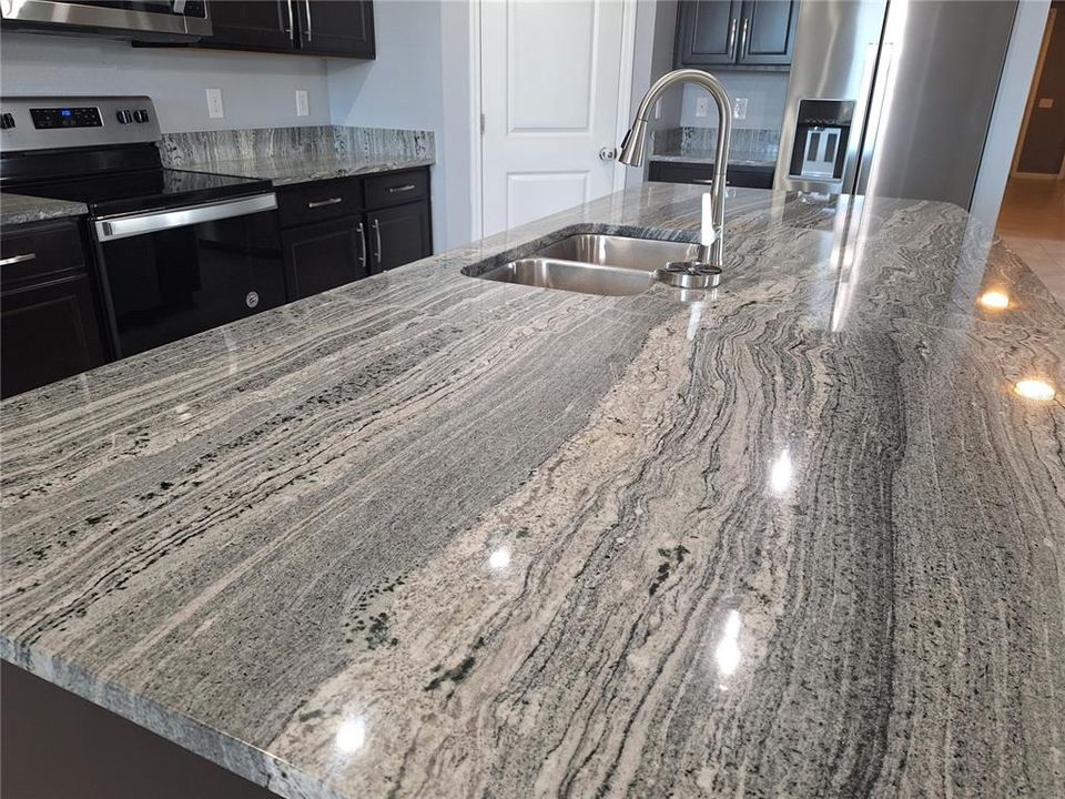 待售: $510,000 (4 贝兹, 3 浴室, 2791 平方英尺)