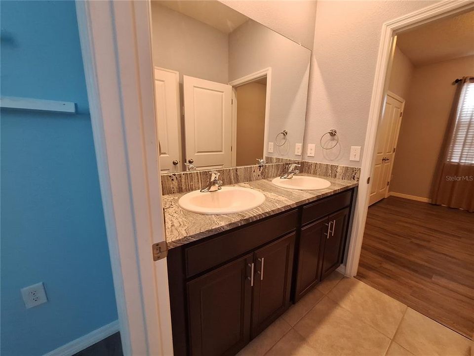 待售: $510,000 (4 贝兹, 3 浴室, 2791 平方英尺)