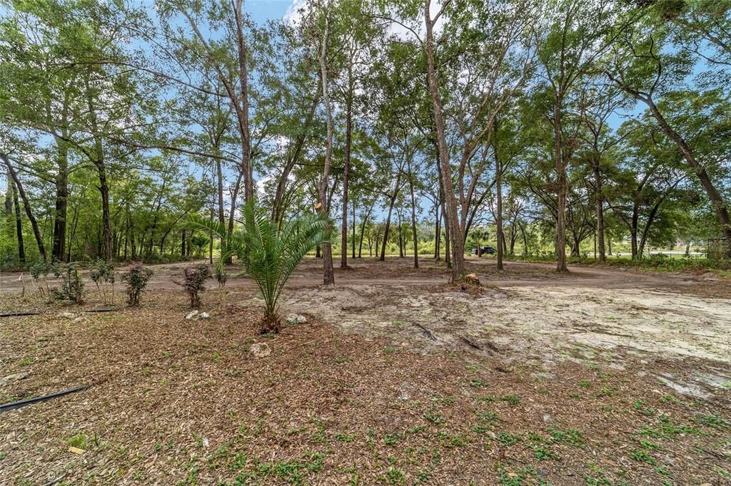 合同活跃: $347,900 (4 贝兹, 2 浴室, 1944 平方英尺)